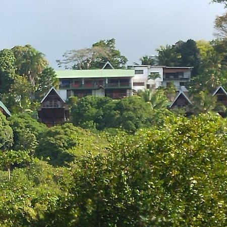 Mango Lodge Anse Volbert Village Eksteriør billede